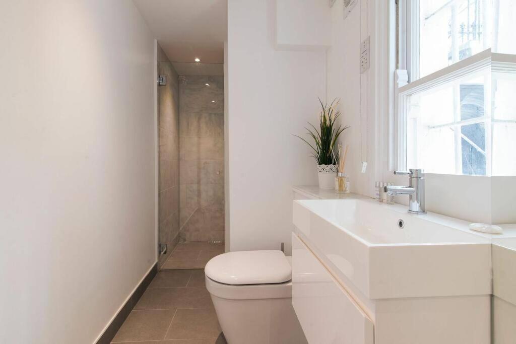 Charming Stylish One-Bedroom Apartment London Ngoại thất bức ảnh